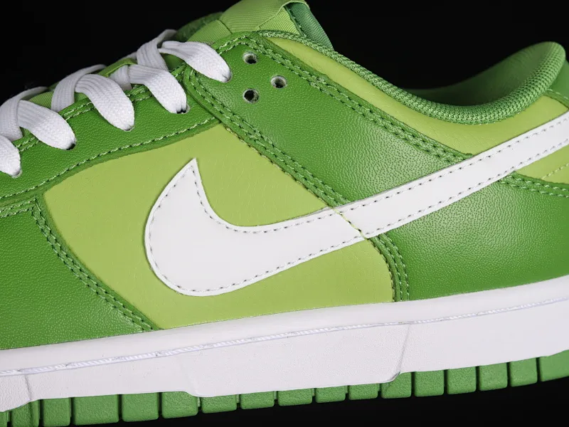 All categories Nk SB Dunk Series Nk SB Dunk Low low-top sneakers F version Nk SB Dunk Low "Green White" SB Dunk Series low-top casual sports skateboard shoes DJ6188-300
